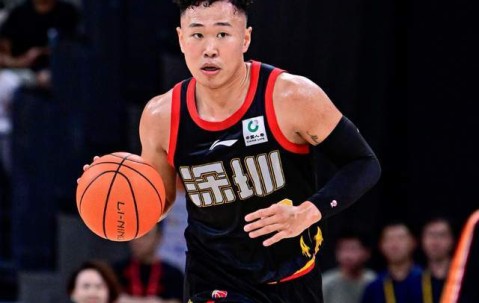博万体育app下载-17投狂砍32分5助！这才是CBA顶级得分手，郑永刚率队冲冠的杀手锏